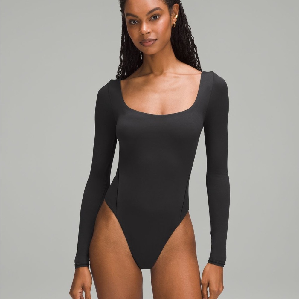 LULULEMON | NWOT Wundermost Ultra-Soft Nulu Square-Neck Long-Sleeve Bodysuit